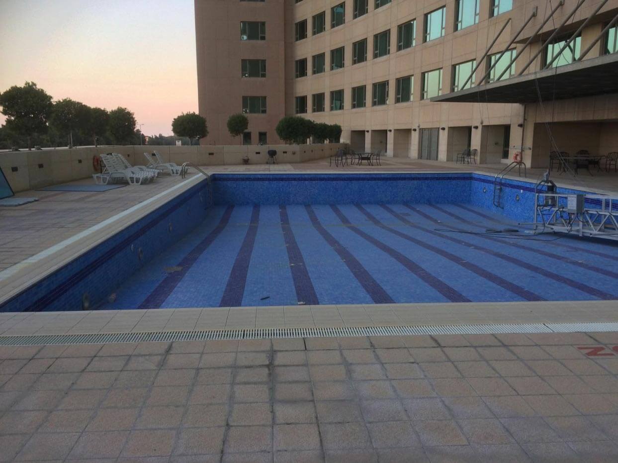 swimming-pools